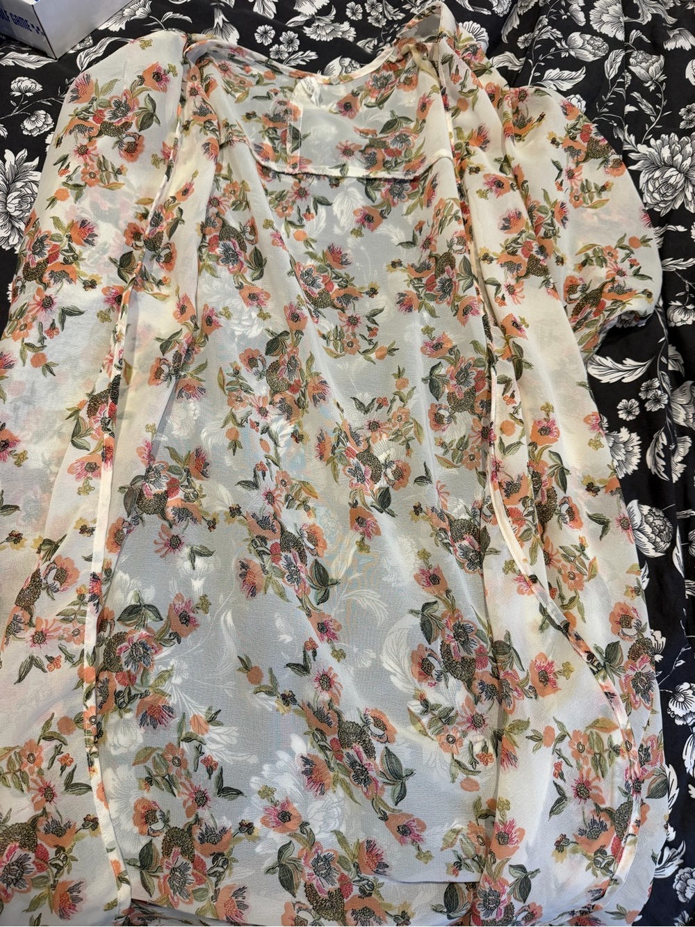 Live 4 Truth White Open Floral Maxi Shawl